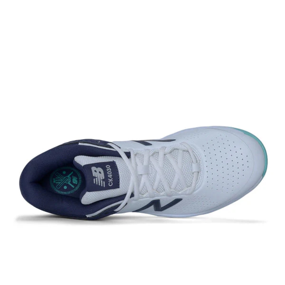 New Balance CK4030 J4 Steel Spike Cricket Shoes - Image 3